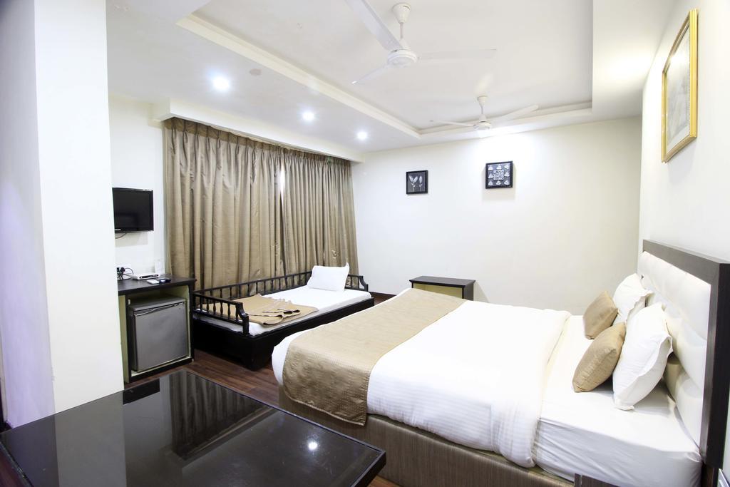 Genx Usha Kiran Agra Hotel Agra  Exterior photo