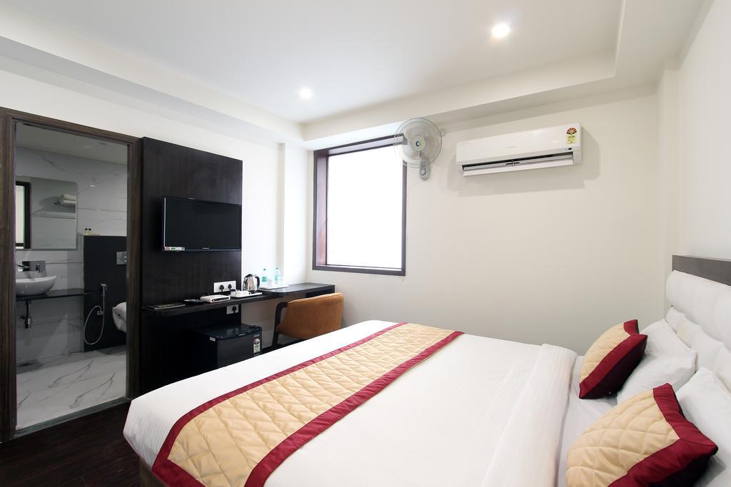 Genx Usha Kiran Agra Hotel Agra  Exterior photo