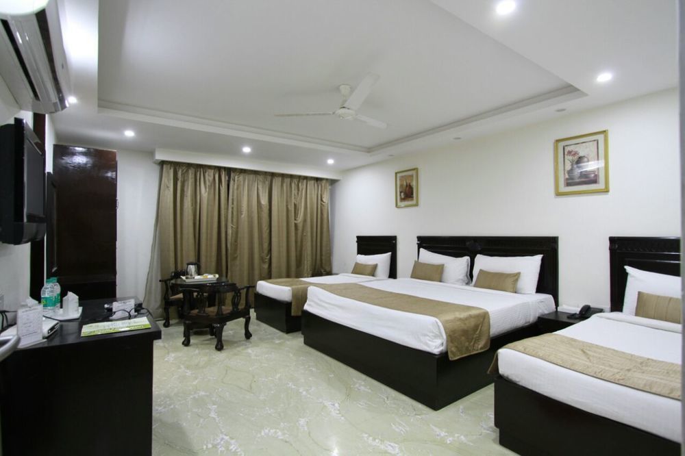 Genx Usha Kiran Agra Hotel Agra  Exterior photo