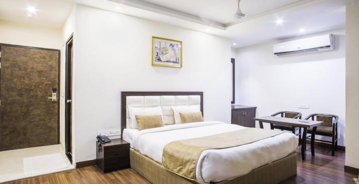 Genx Usha Kiran Agra Hotel Agra  Exterior photo